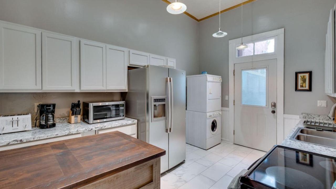 서배너 Elegant 2 Bed Directly On Forsyth Park 아파트 외부 사진