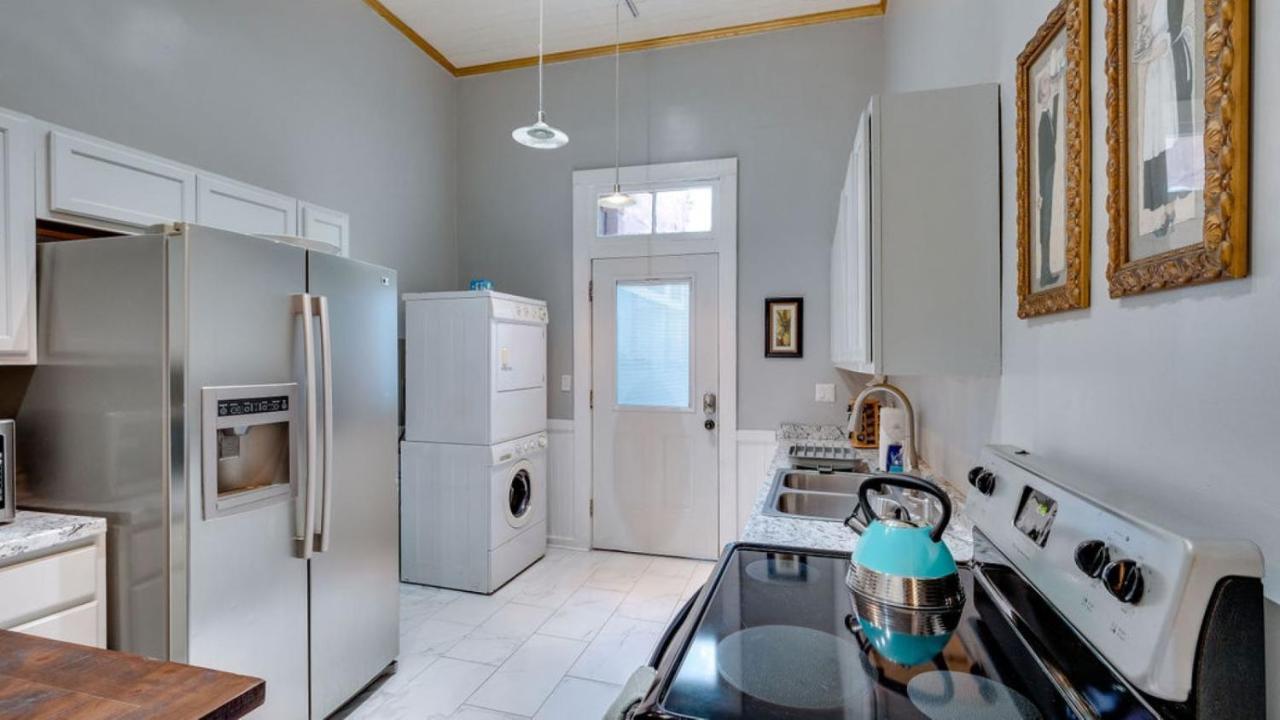 서배너 Elegant 2 Bed Directly On Forsyth Park 아파트 외부 사진